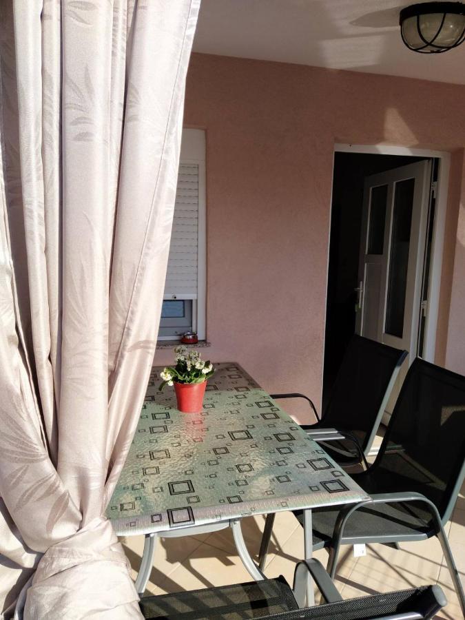Apartmani Ruza Vir Eksteriør bilde