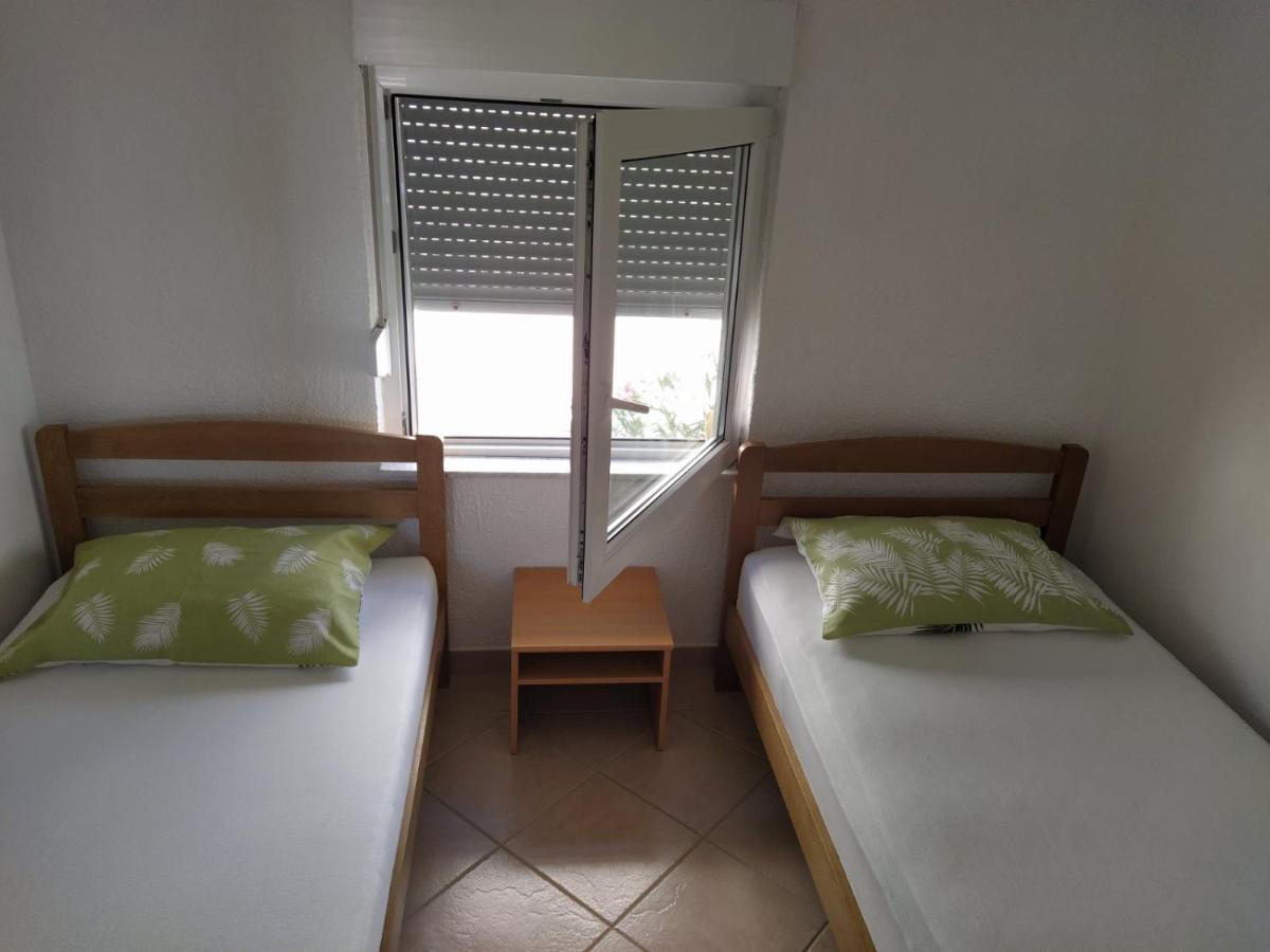 Apartmani Ruza Vir Eksteriør bilde