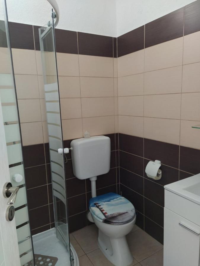 Apartmani Ruza Vir Eksteriør bilde